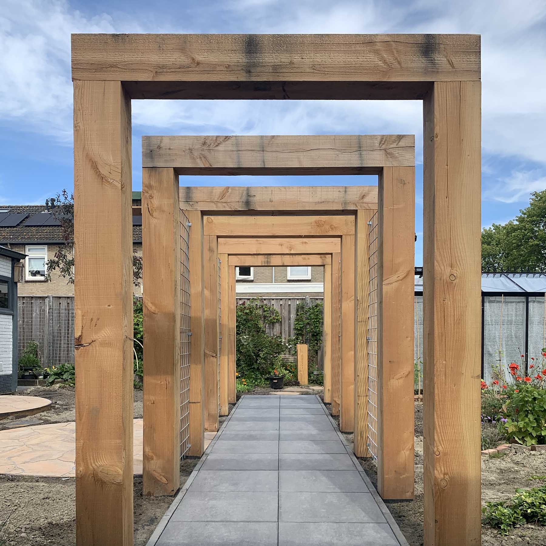 pergola_achtertuin_denbommel_klusbedrijf_vankester